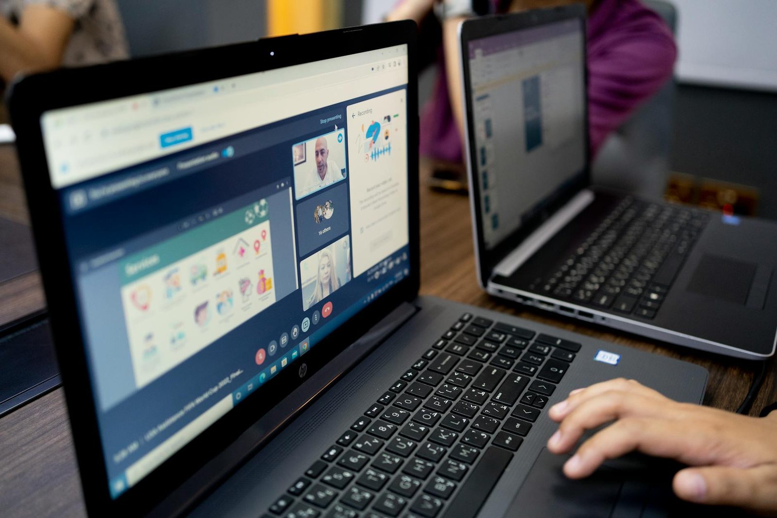 Panduan visual langkah mudah cara membuat NPWP badan secara online dengan formulir digital.