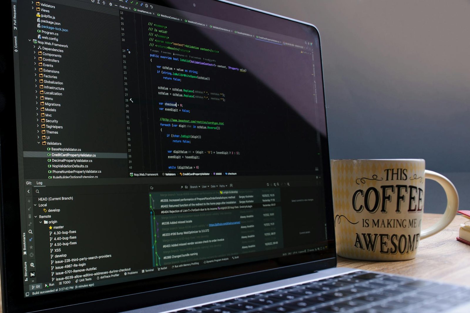 Tampilan antarmuka modern software akuntansi terbaik yang memudahkan pengelolaan keuangan bisnis